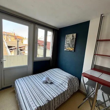 Apartment Centre 6 *